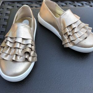 Toddler girl gold slip on shoes